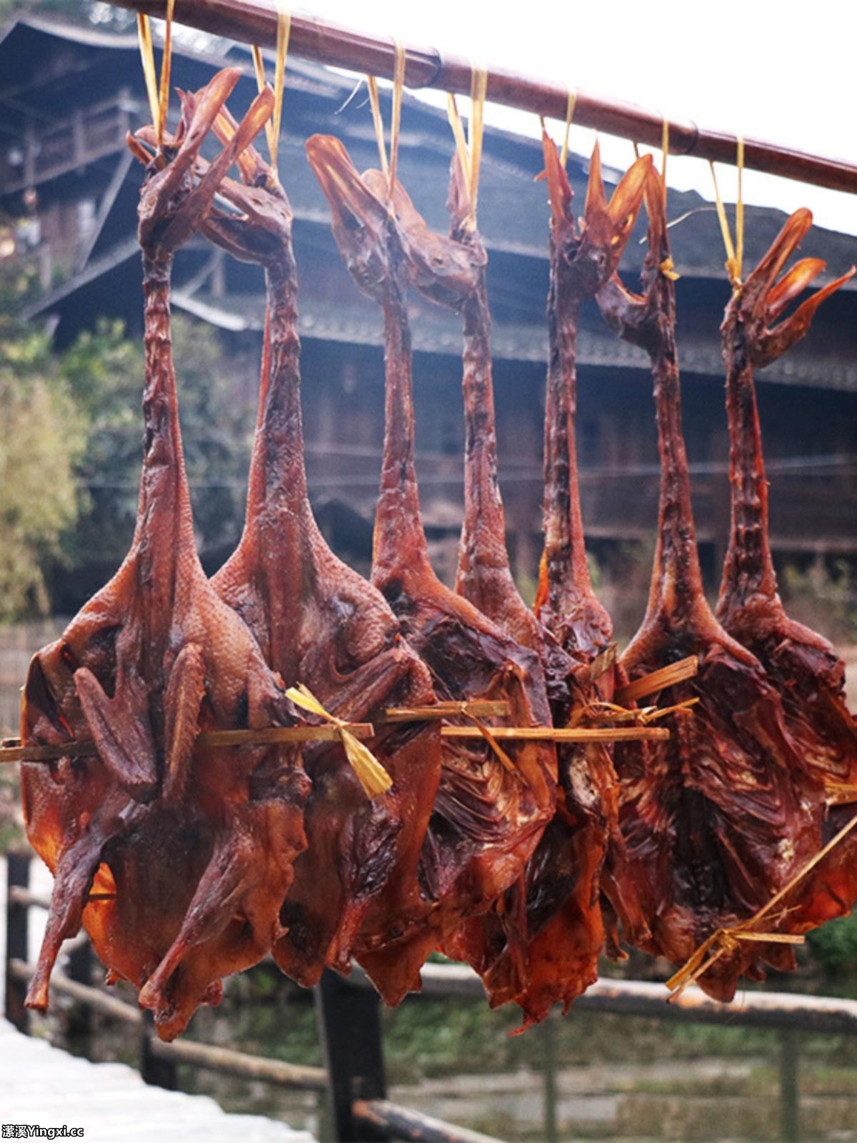四川特产川味腊鸭肉风干酱鸭农家手工自制板鸭