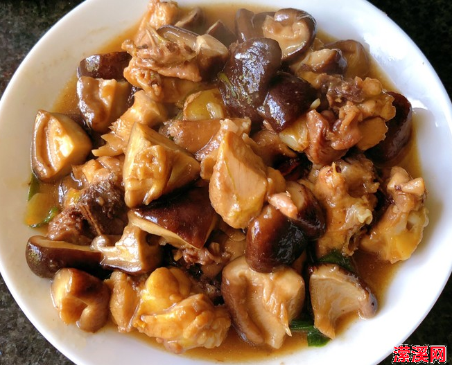 白酒头曲是什么意思，一文带你深入了解白酒头曲的含义