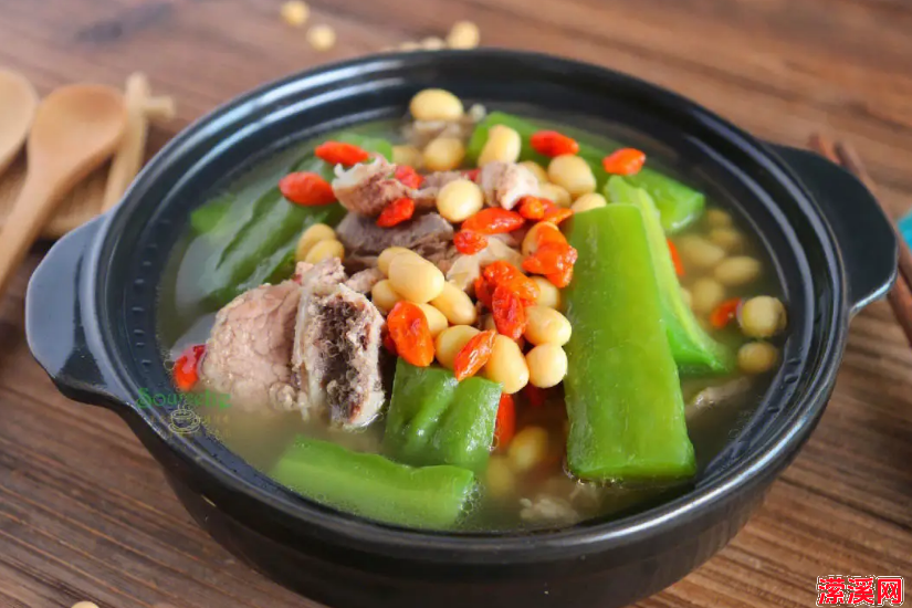 详细阅读:广东夏天菜谱家常菜做法大全,春夏交替时节,广东人必煲5道汤 广东夏天菜谱家常菜做法大全,春夏交替时节,广东人必煲5道汤