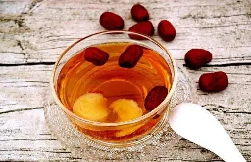 详细阅读:女性补血补气时,应该如何选择适合自己的食材? 女性补血补气时,应该如何选择适合自己的食材?