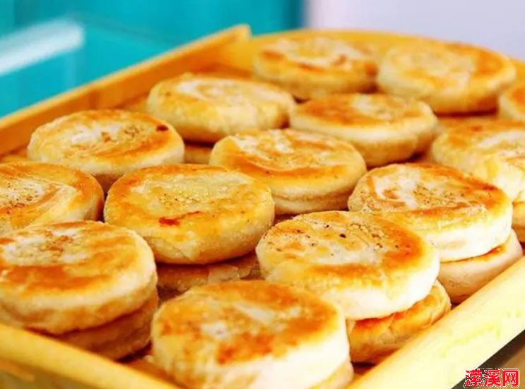 板栗酥饼的家常做法，这才是板栗酥饼最好吃的做法