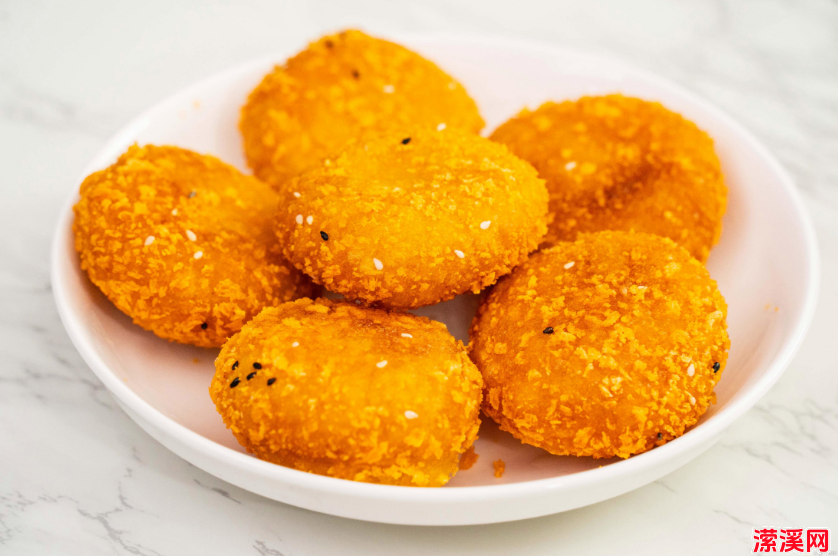 详细阅读:简易南瓜饼的做法大全,南瓜饼超解馋的5种做法 简易南瓜饼的做法大全,南瓜饼超解馋的5种做法