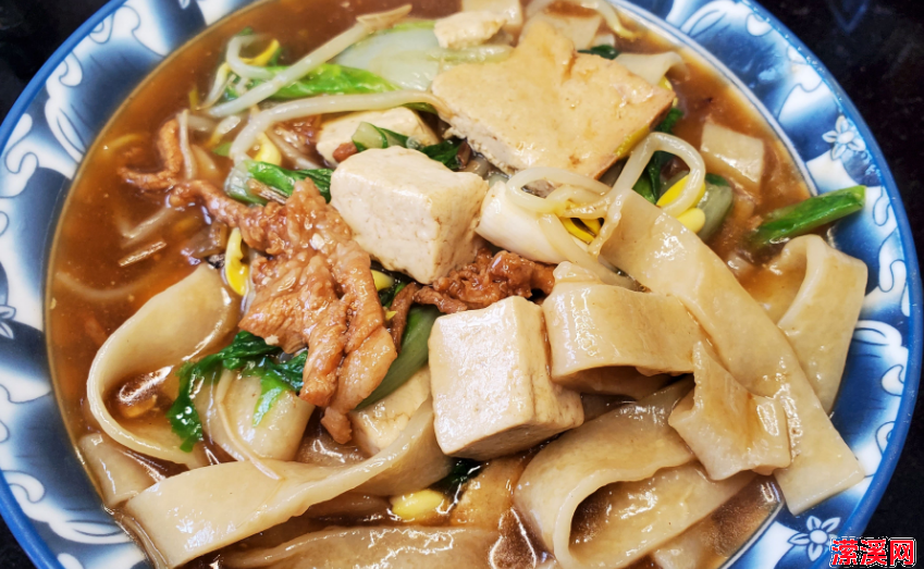 杂烩焖饼怎么做好吃，杂烩焖饼这样做每次都吃个精光