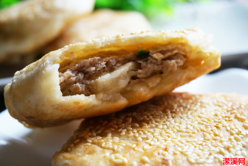 详细阅读:肉馅饼的家常做法,面点师教你肉馅饼的做法 肉馅饼的家常做法,面点师教你肉馅饼的做法