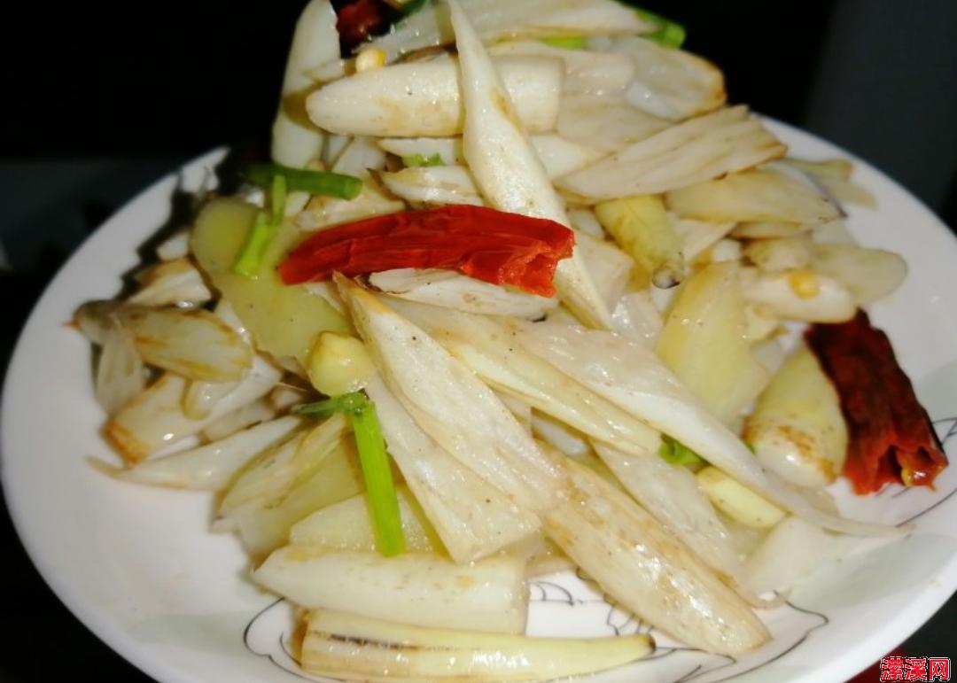 开胃爽口酸辣藕带，清脆可口激活味蕾