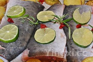 正四角粽子的包法，四角粽子的包法慢动作视频