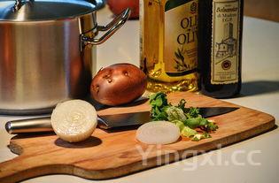 老母鸡煲汤放什么材料可以手脚不抽筋?,老母鸡煲汤放什么材料