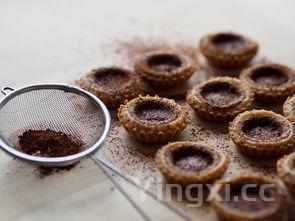 白酒下肚胃刺痛?这些原因需警惕,关乎你的胃部健康