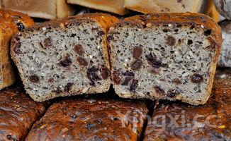 芒果慕斯加酸奶还是不加酸奶,芒果酸奶慕斯蛋糕的做法