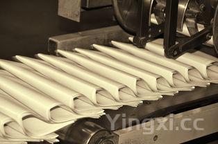 腰果虾仁芹菜的家常做法视频,腰果虾仁芹菜的家常做法