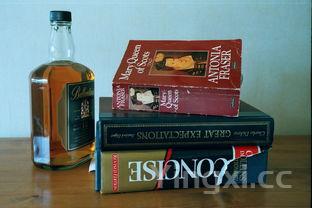 详细阅读:"金黄土豆油炸香,脆嫩蒜苔炒鲜香,美味家常双重享受" "金黄土豆油炸香,脆嫩蒜苔炒鲜香,美味家常双重享受"