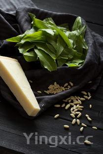 糖醋蒜的腌法怎么做,糖醋蒜的腌制方法和配料