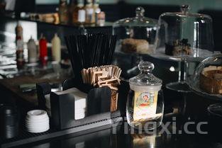 西风是烧酒还是白酒?探究这一酒类身份之谜